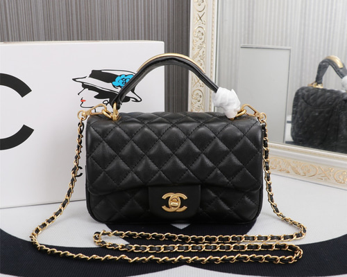 超美品　入手困難　CHANEL シャネル マトラッセ　ショルダーバッグ