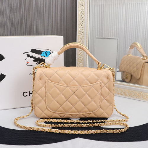 【スケルトンなハンドルが可愛い♪】CHANEL ショルダーバッグ シャネル 超美品CHANEL 入手困難 ショルダーバッグ ショルダー