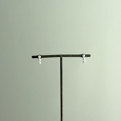 【つけっぱなし】華奢ラインパールピアス 5枚目の画像