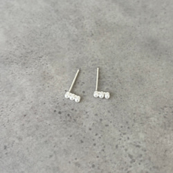 【つけっぱなし】華奢ラインパールピアス 7枚目の画像