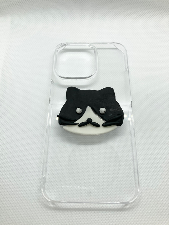 黒ブチの猫のiPhoneケース 8枚目の画像