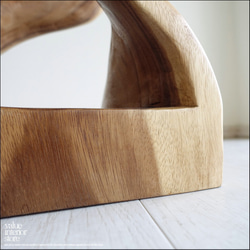 無垢材 ウェーブスツールWN/1 イス 天然木 椅子 ベンチ 木製スツール ナチュラル 天然木 モンキーポッド 5枚目の画像