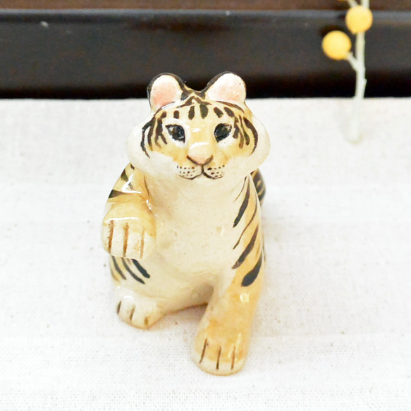 猫の虎 Vintage Japanese Folk Art: 招き虎 - Swimsuit Department Shop