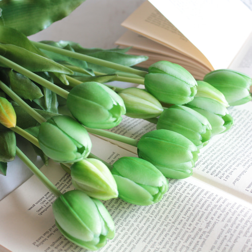 リアル造花】チューリップのナチュラルブーケ【グリーン】 アート