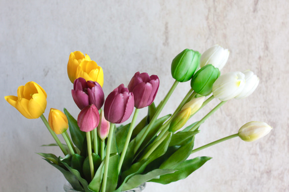 【リアルな触り心地】まるで生花のような瑞々しさ|春のチューリップ5本ブーケ|アーティフィシャルフラワー【イエロー】 8枚目の画像