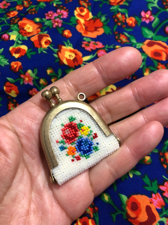プラナカンビーズ刺繍の小さながま口 がま口 ビーズワーク 通販