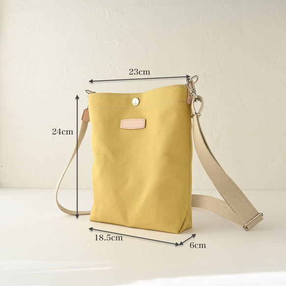 Sサイズ/20色展開の倉敷産帆布×ヌメ革♩軽量でペットボトルも入る便利なショルダーバッグ#ミモザイエロー 9枚目の画像