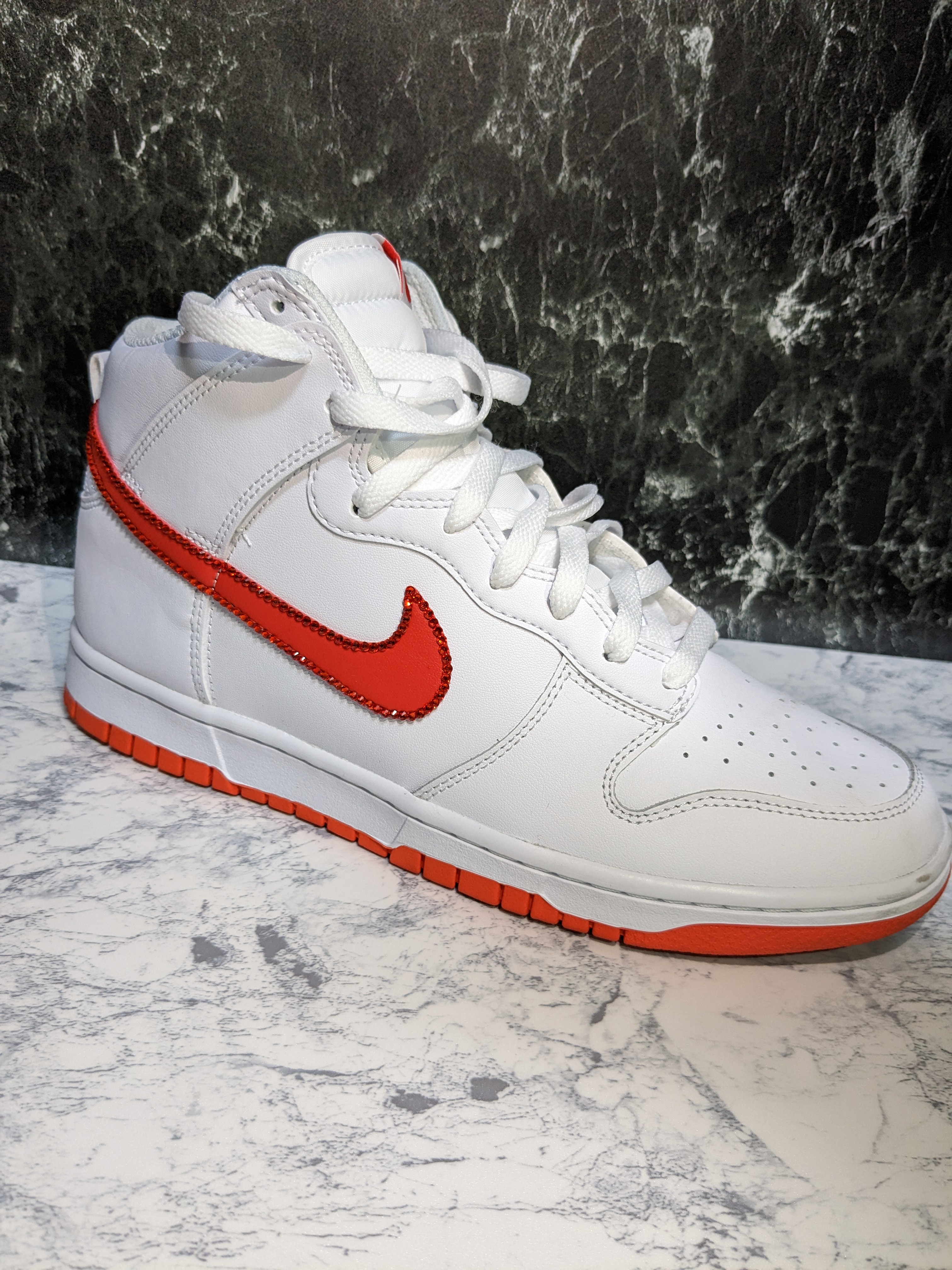 珍しいデザインのNIKE！フードにスウッシュロゴ刺繍 切りっぱなし加工 00s Muddy swoosh lace-up Paint Graffiti sneakers 男女兼用 ユニ