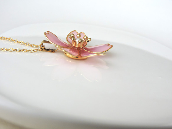 梅の花ネックレス　Plum blossom necklace 10枚目の画像