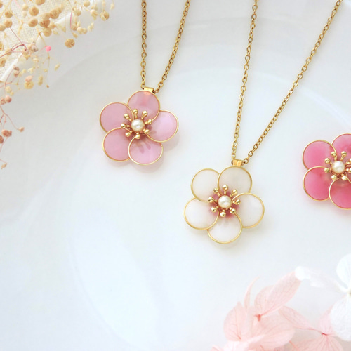 梅の花ネックレス Plum blossom necklace ネックレス・ペンダント ...