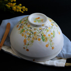 ミモザの抹茶碗砂糖衣の抹茶茶碗　ミモザハンド2023　布袋と手描きの桐箱入り砂糖衣（アイシング）のような質感の 青紫小花 1枚目の画像