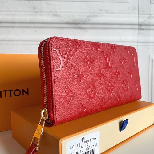 ずっと気になってた ☆ Louis Vuitton ☆長財布 ルイヴィトン 赤