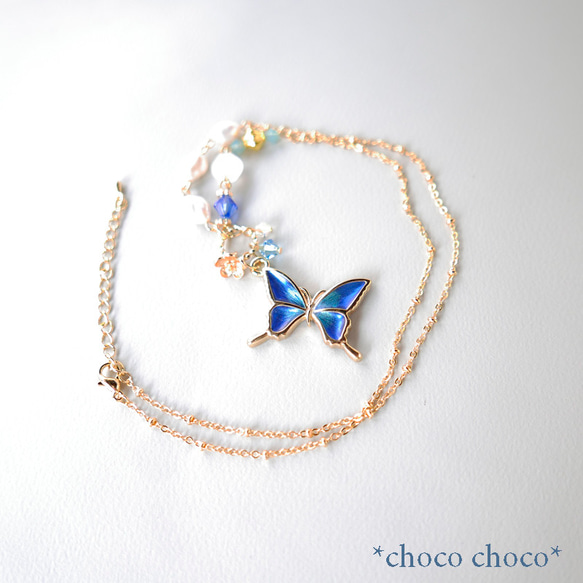青い蝶のネックレス 3枚目の画像