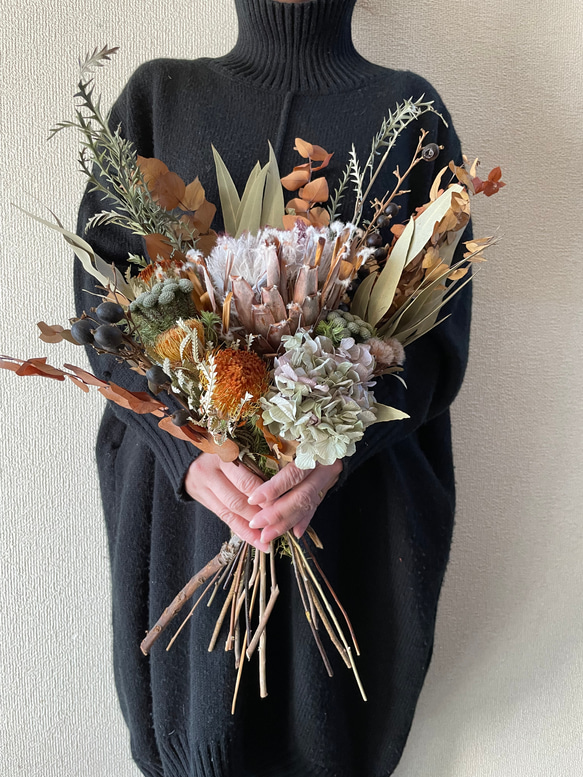 ドライフラワーブーケ プロテアのアンティークブーケ 花束 スワッグ 開店祝い インテリア ウエルカムスペース お祝い 1枚目の画像
