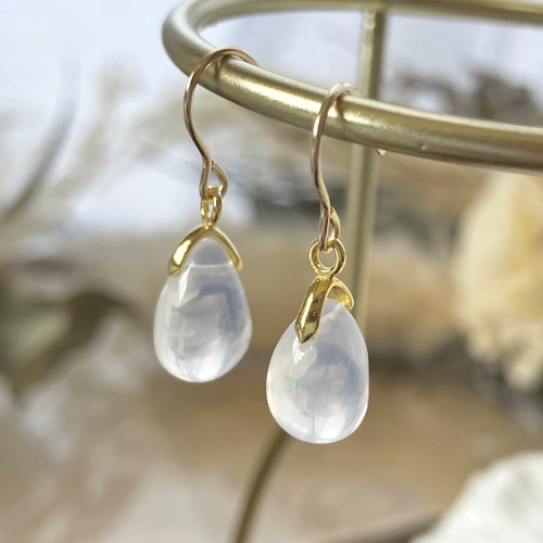 １4Kgf天然石 ミルキーグレイッシュミネラルアートのピアス(^^) 14Kgf天然石 ミルキーグレイッシュミネラルアートのピアス(^^)