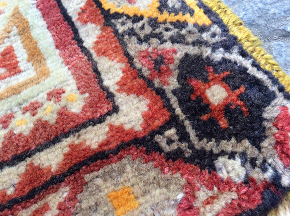 手織りトルコ絨毯 100x51cm ヴィンテージ ラグ 7枚目の画像