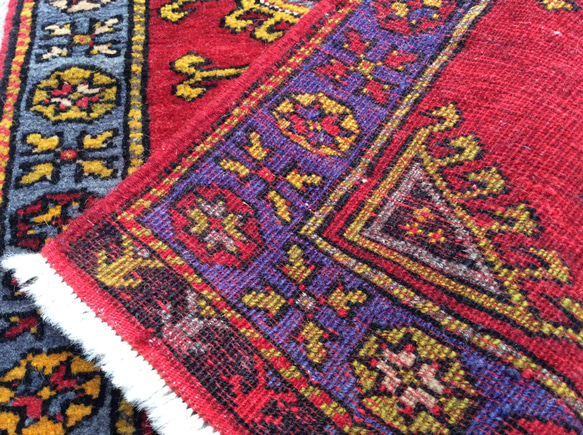 手織りトルコ絨毯 100x58cm ヴィンテージ ラグ 6枚目の画像