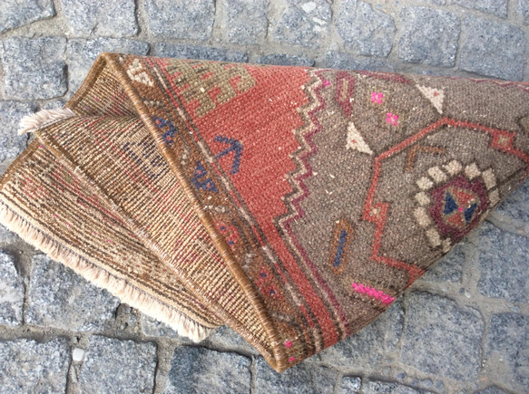 手織りトルコ絨毯 97x44cm ヴィンテージ ラグ 7枚目の画像
