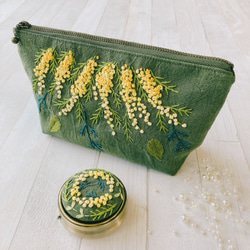 受注製作= 丸底 ショルダーバッグ 手刺繍 ハンドメイド6つのお花