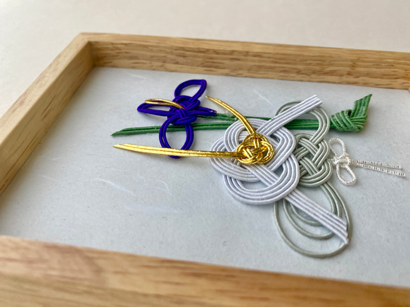 knot  小兜と菖蒲の花アートフレーム　端午の節句 2枚目の画像