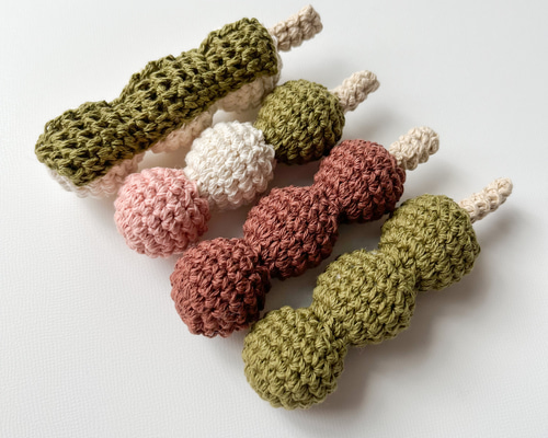 専用　お月見団子　編みぐるみ　ハンドメイド お団子のあみぐるみ / 三色団子 抹茶団子 みたらし団子 編みぐるみ