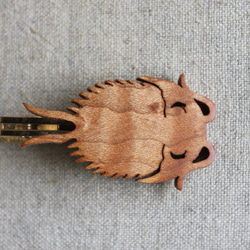 三葉虫木製ネクタイピン 2枚目の画像