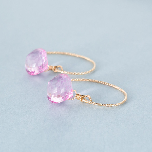 優雅なピンクトパーズのフックピアス～14KGF