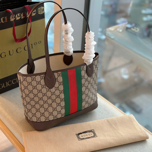 バッグ　GUCCI 楽天市場】グッチ【GUCCI】779880 GGスプリーム ショルダー