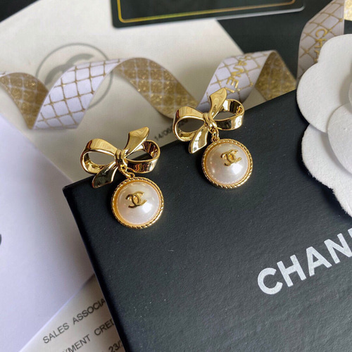 CHANEL シャネルピアス ピアス(フープ) ヒダ 通販 15424202 CHANEL シャネルピアス ピアス(フープ) ヒダ 通販 15424202
