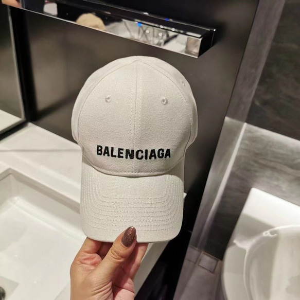 BALANCIAGA バレンシアガ キャップ キャップ りさ 通販 15424209