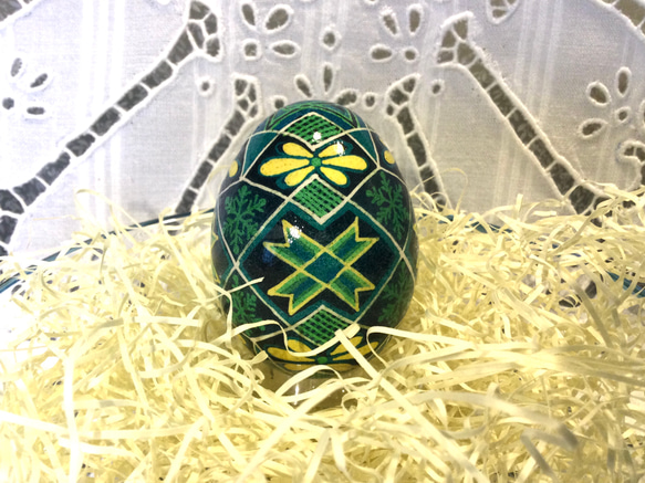 イースターエッグ(PYSANKY)  本物の卵です(๑˃̵ᴗ˂̵) 1枚目の画像