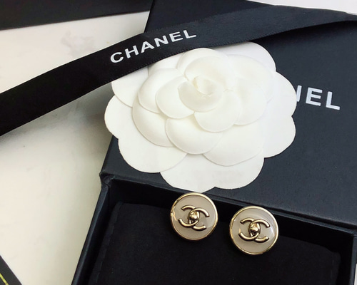 7/2限定価格♡ CHANEL ピアス - ピアス