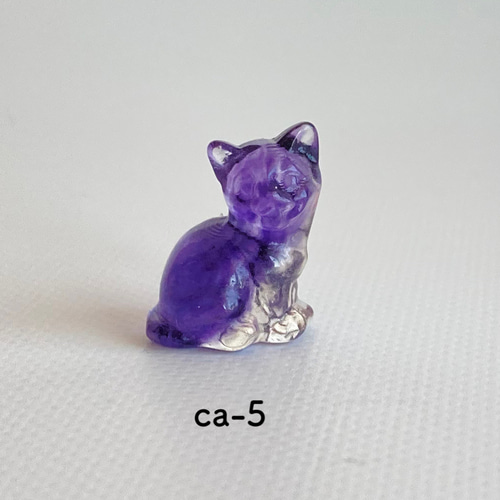 D300-28 極上彫刻品 2匹 フローライト インコ アメジスト結晶 置物