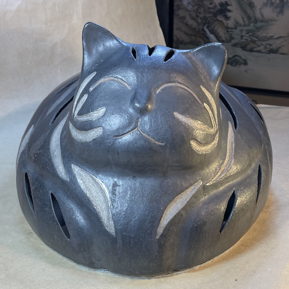 陶器で作った猫のランプ 5枚目の画像