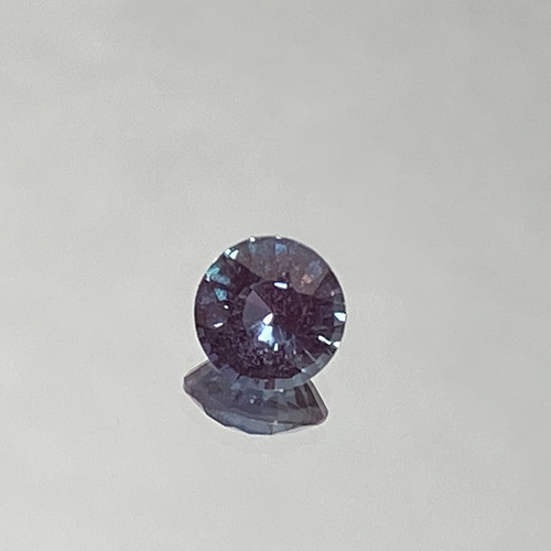 ◇ アレキサンドライト＜再結晶＞ルース 0.9ct ￥29.800 SI-001