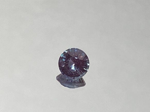 ◆ アレキサンドライト＜再結晶＞ルース　0.9ct　￥29.800　SI-001 3枚目の画像