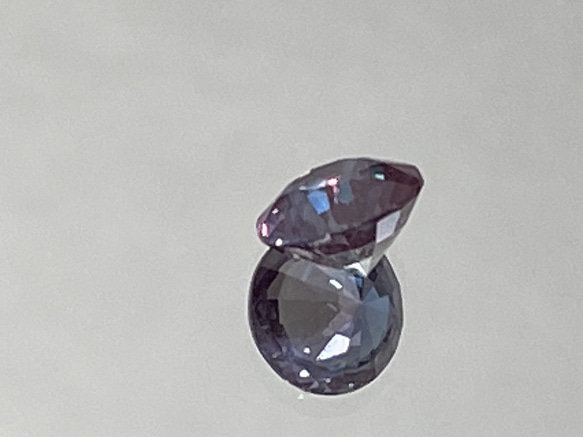 ◆ アレキサンドライト＜再結晶＞ルース　0.9ct　￥29.800　SI-001 4枚目の画像