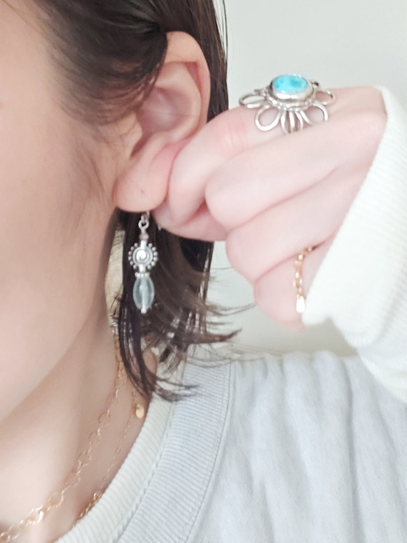 ❁Sea perfume earrings silver925❁みずみずしい淡いグリーンフローライト 5枚目の画像