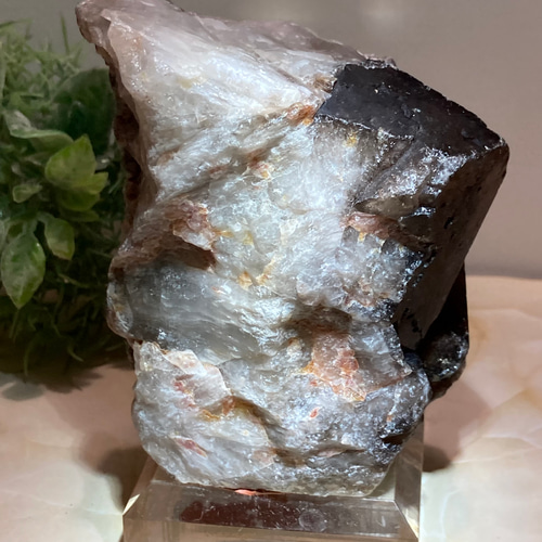 トライゴーニック ✨ 虹入り モリオン 黒水晶 原石 ラフストーン  