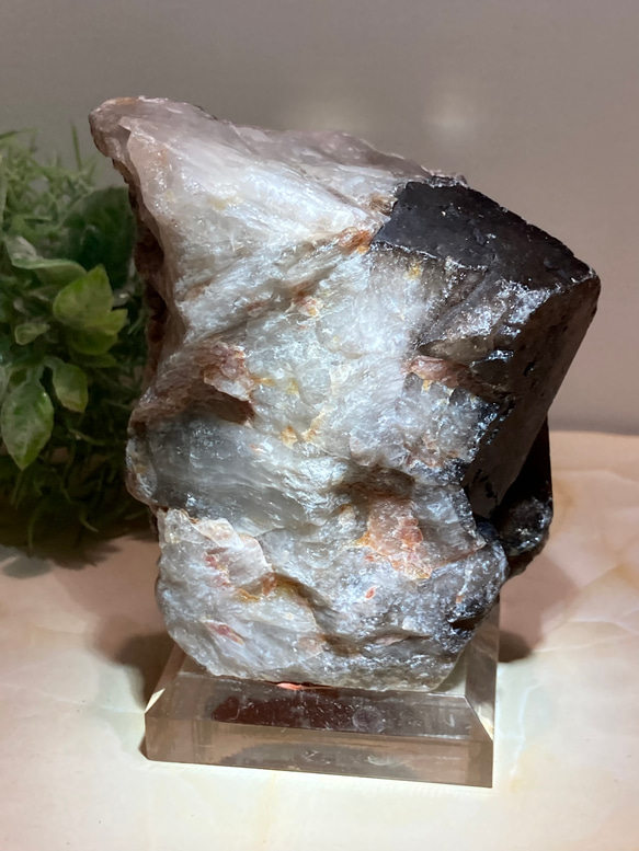 トライゴーニック ✨ 虹入り　モリオン　黒水晶　原石　ラフストーン 3枚目の画像