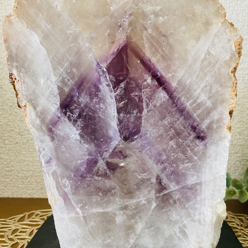 万華鏡✨ パープルファントムアメジスト　訳あり特別価格　台座付き　置物　原石 万華鏡✨ パープルファントムアメジスト訳あり特別価格台座付き置物原石