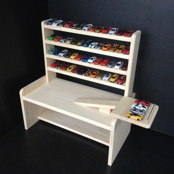 トミカ収納棚4段 キッズテーブル 木製 おもちゃ・人形 大人の