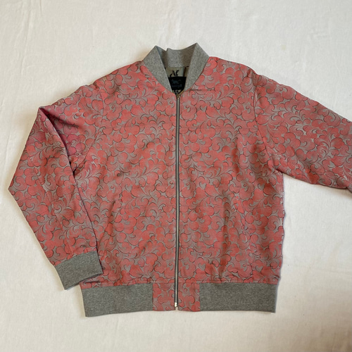 着物リメイク スカジャン 着物リメイクスカジャン リバーシブル 横振り刺繍 牡丹の花 江戸