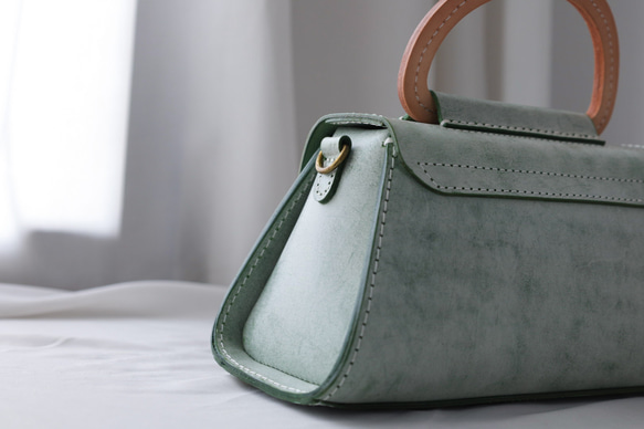 【Creema 獨家早鳥價，免運費】真皮手工單肩包，全手工縫製，兩用包 第8張的照片