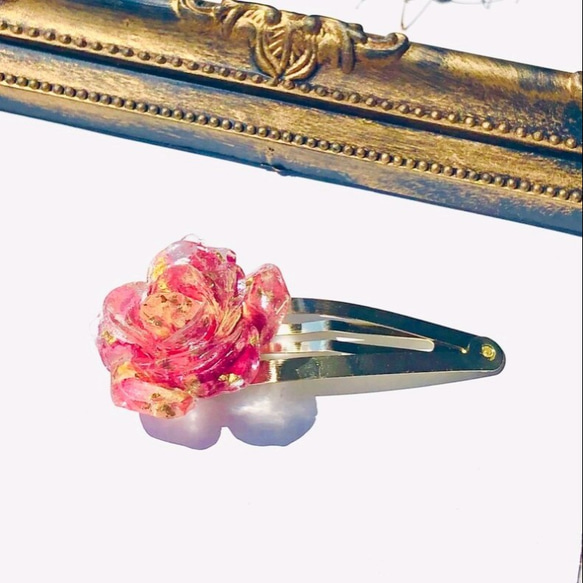 〜メタルローズのヘアアクセサリー〜　ヘアゴム　バラ　ばら　金箔　ドライフラワー　プレゼント　花　シルバー　髪飾り　薔薇 20枚目の画像