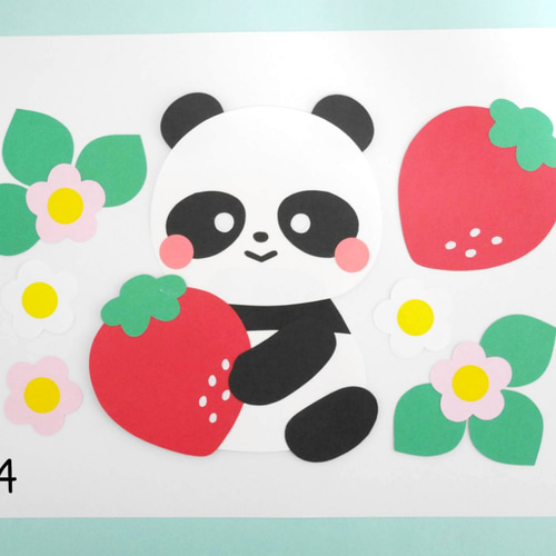 いちごとパンダのプチ壁面飾り♪ 切り絵 yururi 通販 15427128｜Creema  