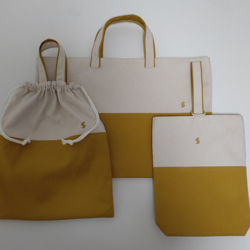 受注製作》イニシャル入りレッスンバッグ 上履き入れ お着替え袋 