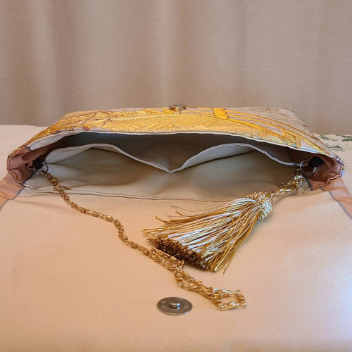 涙模様、シルク着物帯の2ways クラッチバック 和風花模様シルク着物帯のハンドメイド2ways クラッチバック