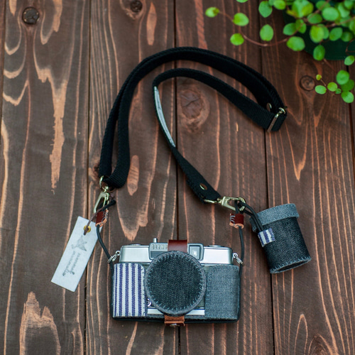 カメラケース『Graphite Denim（グラファイトデニム）』オリンパス