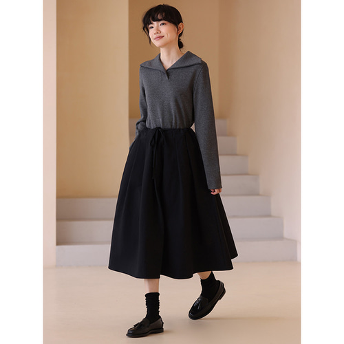 RATAさん　ふんわり広がる大人のコーデュロイフレアスカート　【完売品】ブラック 無印良品（MUJI） スカート 婦人 木の実から作ったカポック混